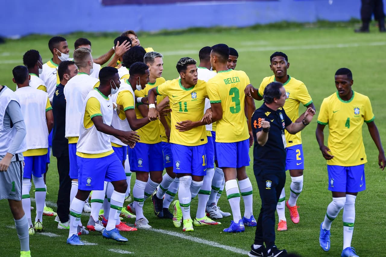 Marcos Santos es el hombre de la noche y comanda la goleada 4-0 sobre los Estados Unidos con un estupendo doblete.