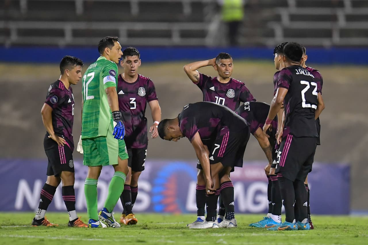 Al medio tiempo, el encuentro iba 1-1.
<br>