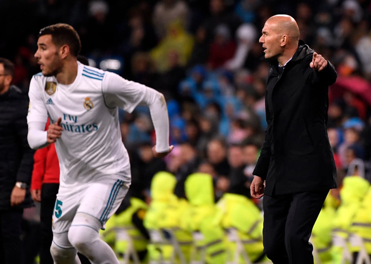 Por eso, Zidane tomó cartas en el asunto e hizo algunos cambios para tener un resultado más cómodo, que le diera gusto a la afición.