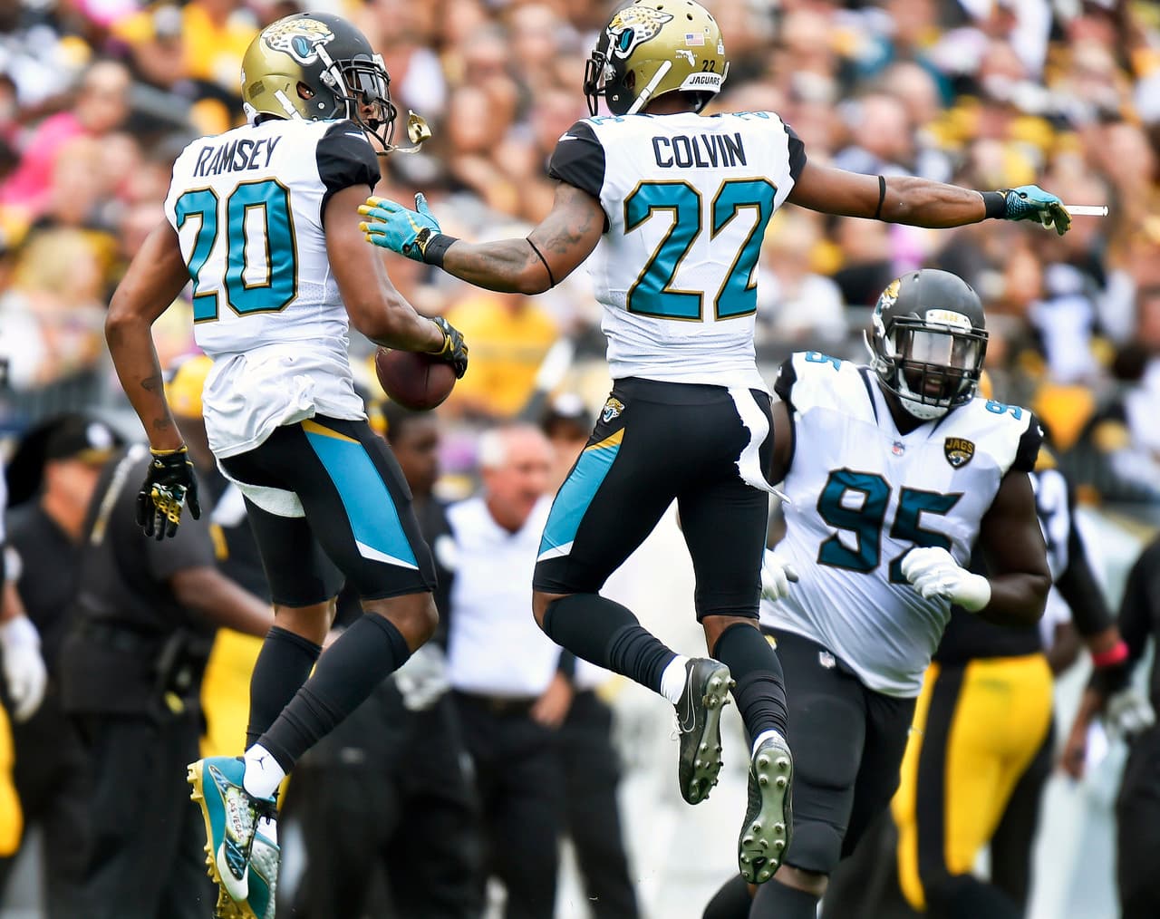 La defensiva de Jacksonville tuvo una tarde soñada en Pittsburgh robándole cualquier cantidad de balones a Roethlisberger.