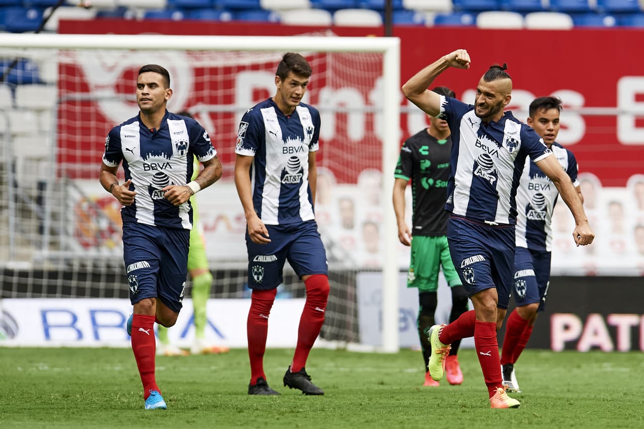 Nicolás Sánchez aprovechó una serie de rebotes en el área chica para guardar el esférico en el fondo.