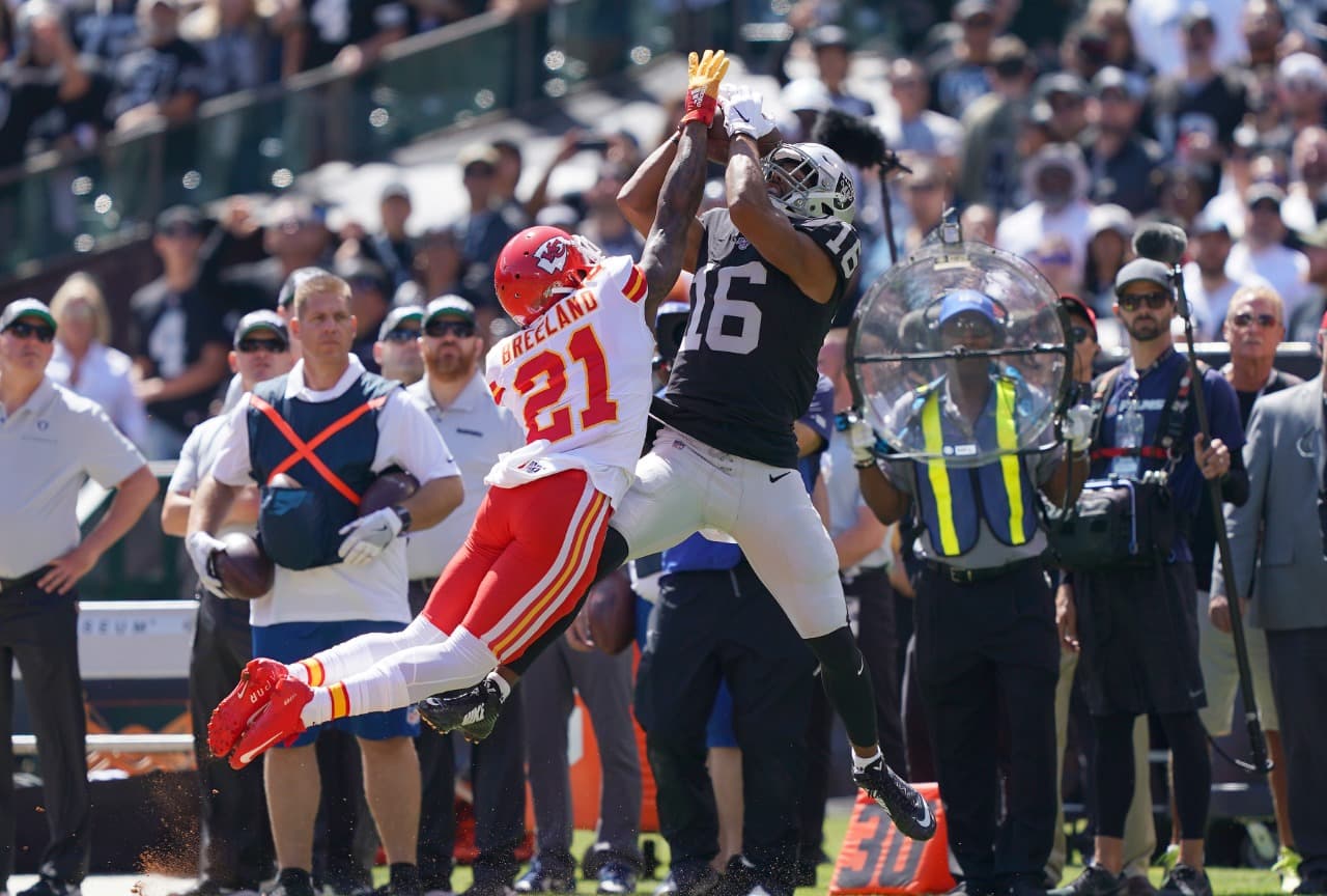Kansas City Chiefs impuso condiciones en juego divisional ante los Oakland Raideres.