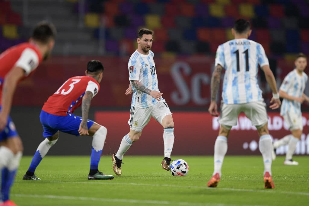 Lionel Messi y Alexis Sánchez fueron los encargados de anotar en el empate 1-1 entre Argentina y Chile.