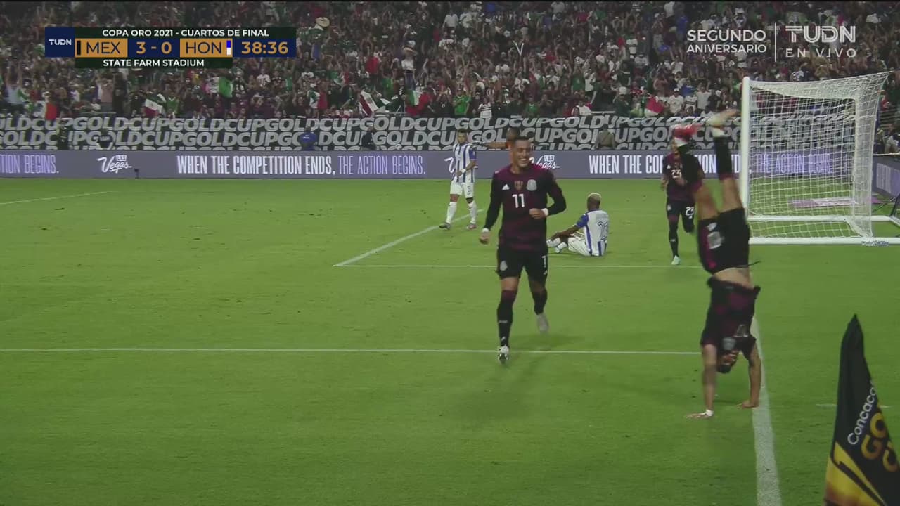 ¡México ya golea! Orbelín Pineada celebra con pirueta el 3-0