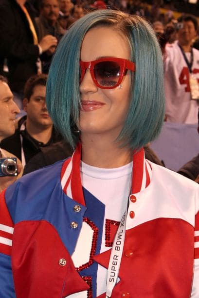 El cabello azul de Perry siempre levantando polémica