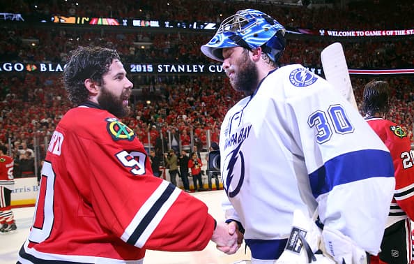 Desde el 1938 los Chicago Blackhawks no ganaban en su propia casa. Este es el tercer título en seis años