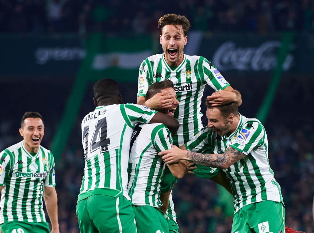 <b>10) Real Betis</b>. Una inversión de 271.7 millones de dólares para la temporada 2018-19 en La Liga le ha valido a los Verdiblancos para ocupar el puesto 11 con 44 unidades, lejos de las posiciones de competencias europeas.