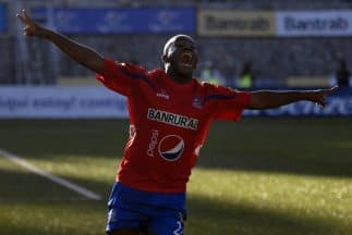 Municipal goleó en su cancha por 5-0 al Deportivo Mictlán mientras que su acérrimo rival Comunicaciones cayó por 2-1 ante Marquense