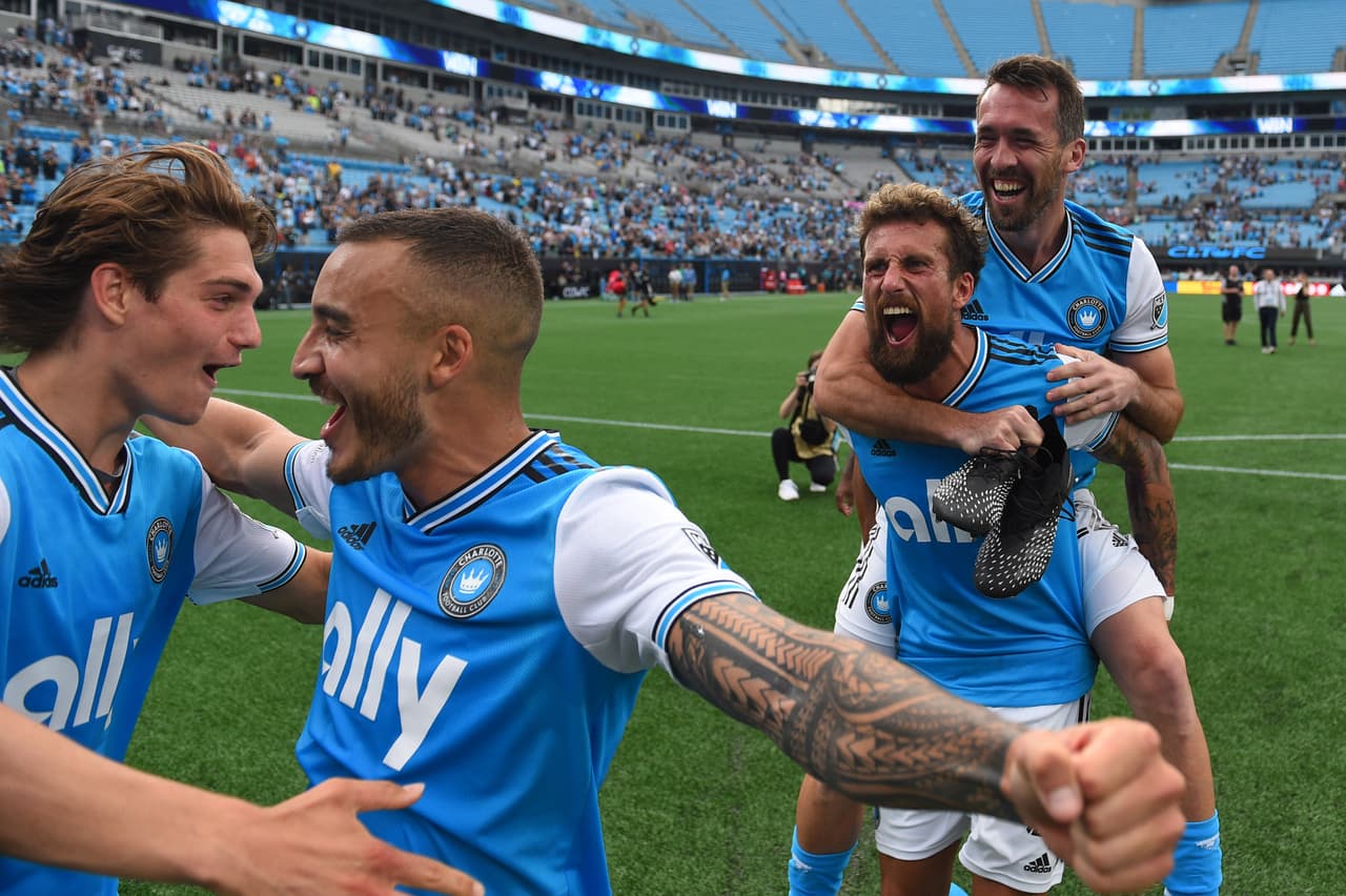 Recién arribado de Colorado Rapids, Andre Shinyashiki marcó el tanto de la victoria 1-0 de Charlotte FC sobre Inter Miami CF.
<br>