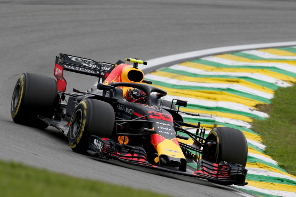 Entre tanto, el holandés Max Verstappen de Red Bull tuvo el mejor tiempo de la primera sesión libre con tiempo de 1:09.011.