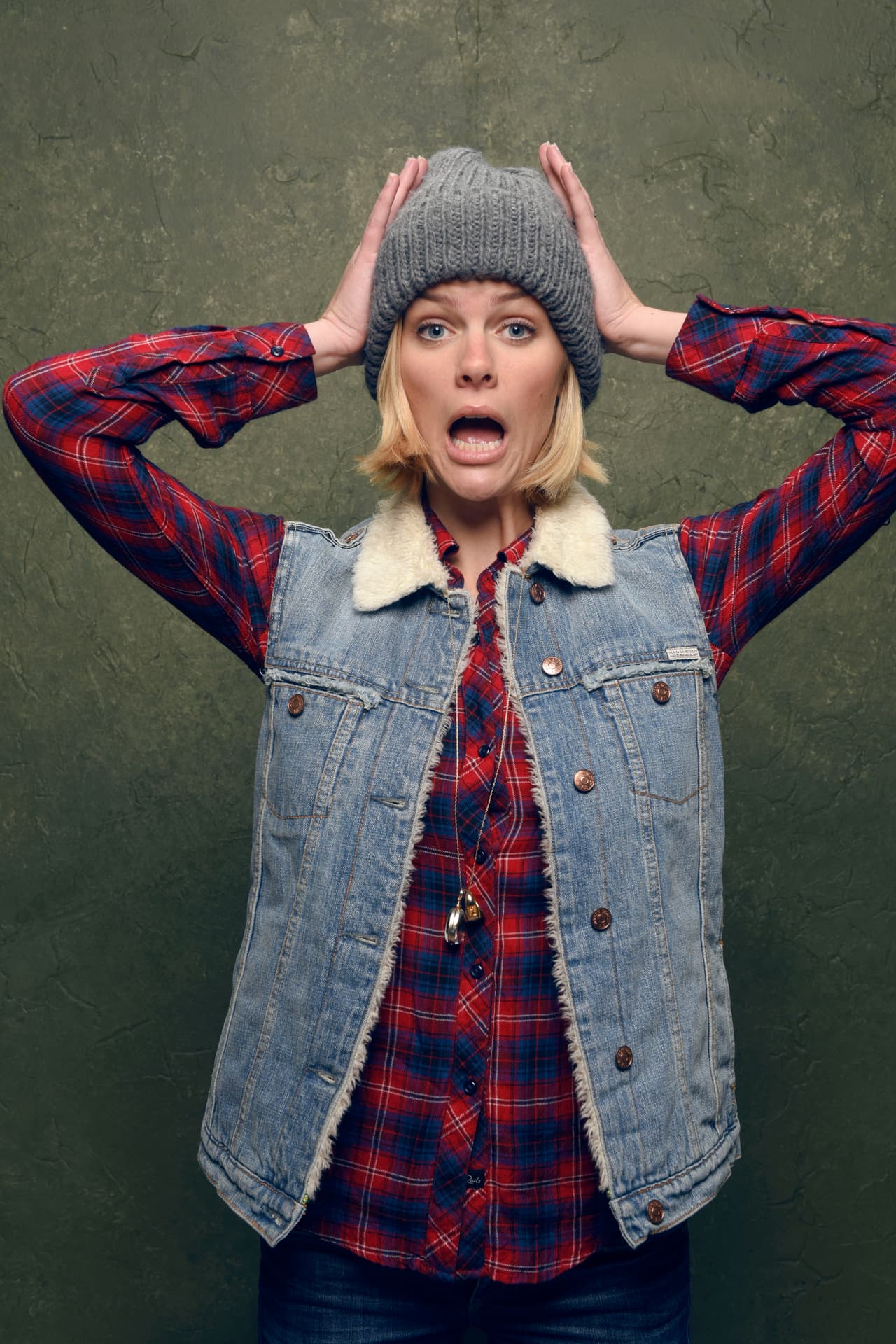 La actriz Brooklyn Decker contrajo matrimonio con Andy Roddick en 2009 y desde ese momento ha sido su compañía, tanto en la competencia como desde su retiro. Con su elegancia y belleza es una de las figuras reconocidas en la TV estadounidense.