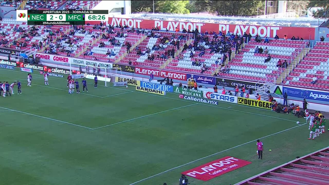 ¡GOL!  anota para Necaxa. Alexis Peña