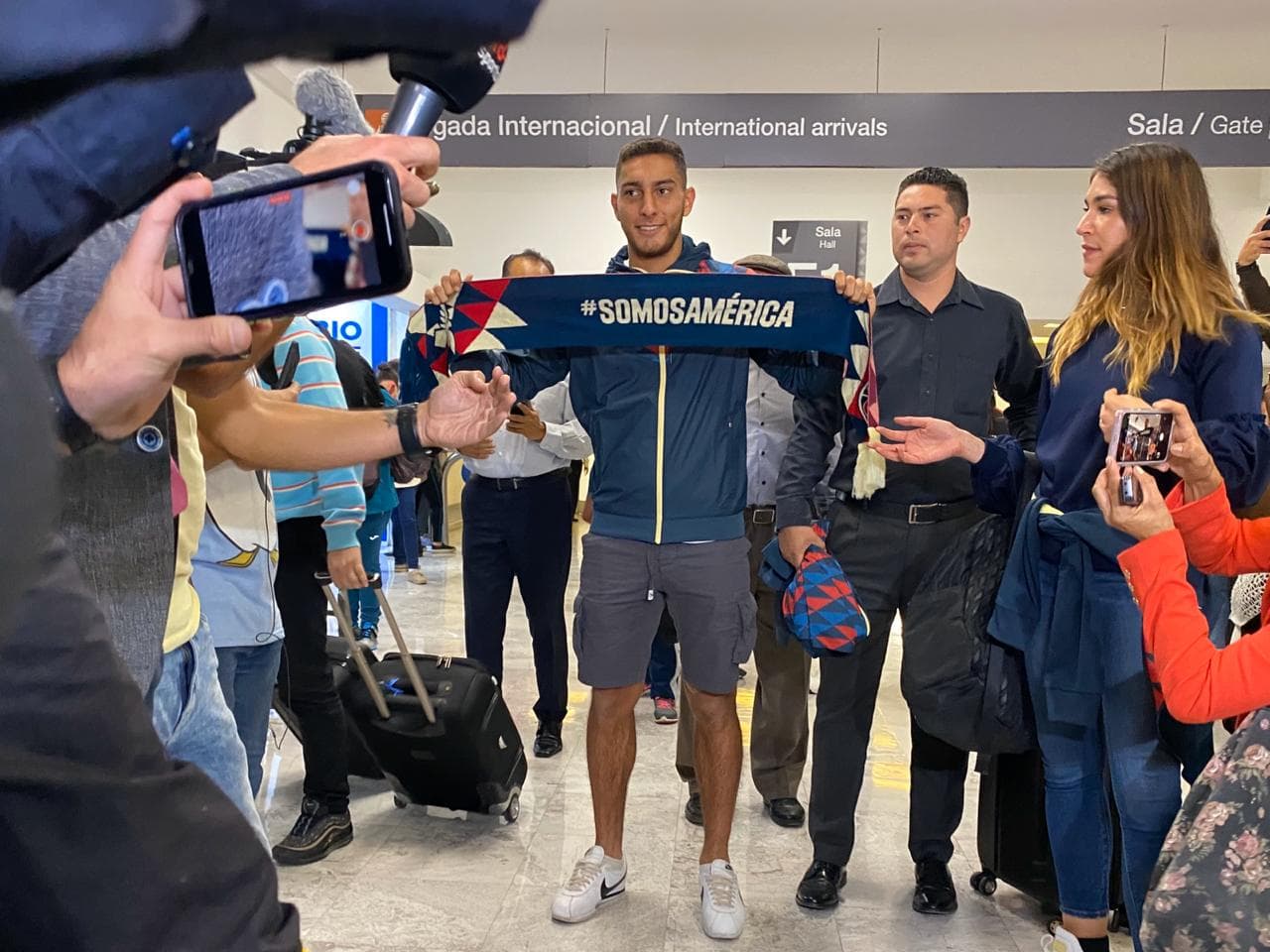 Sebastián Cáceres arriba a México para reportar con América