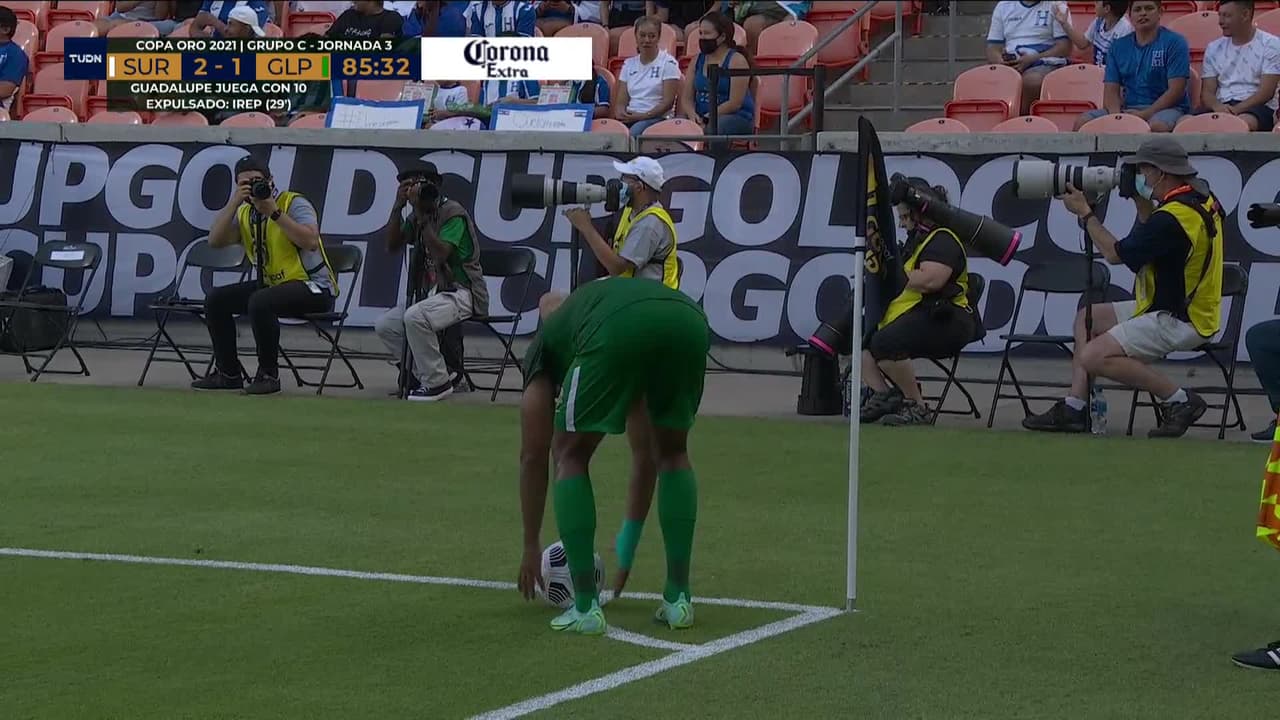 ¡TIRO ATAJADO! disparo por Ridgeciano Haps.