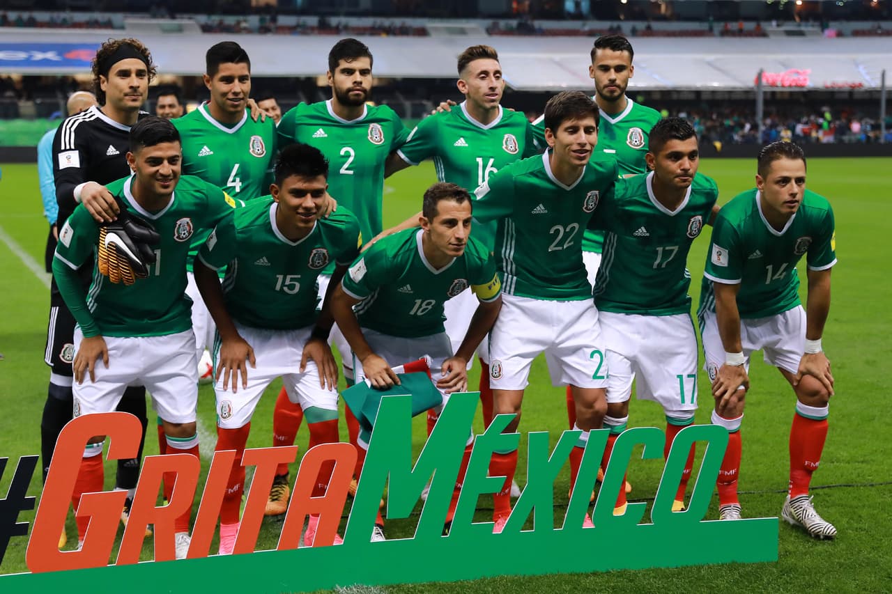 7. México (Concacaf) - 7 clasificaciones a la Copa del Mundo desde 1994 a 2018.