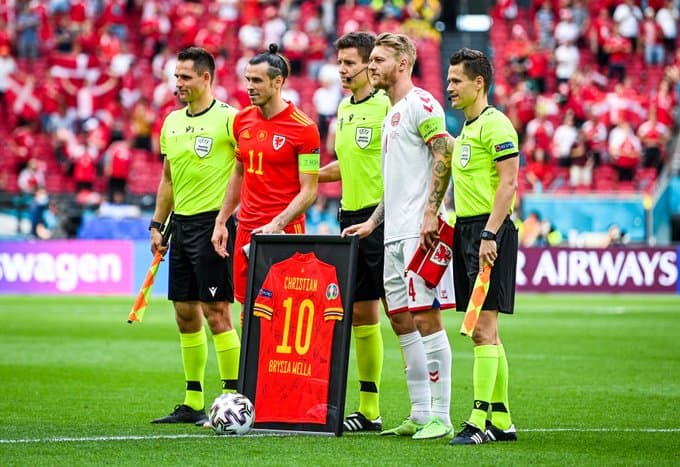 Gareth Bale entrega jersey a Eriksen con emotivo mensaje en galés