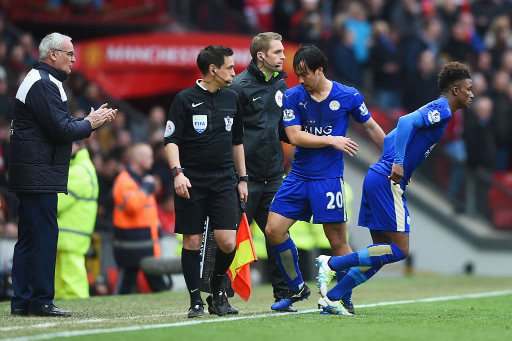 El resto de plantilla ha jugado a la perfección el papel de actor de reparto. El orden, la disciplina táctica y el espíritu de lucha han permitido lucir a los principales protagonistas como en las películas mejor dirigidas. Hombres como Shinji Okagazi, el argentino Leonardo Ulloa o Mark Albrighton, por citar a algunos, mostraron su mejor nivel esta temporada.