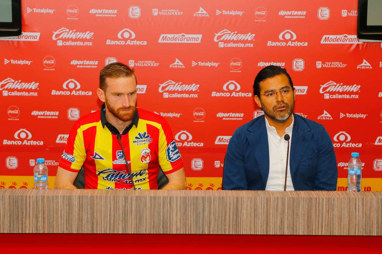 Acerca de su llegada al fútbol mexicano:"Sí, mis condiciones están para el fútbol mexicano, si no creyera no estaría aquí, yo tomé la decisión de venir para acá y de escribirme como jugador y si estoy listo para recibir comparaciones con otros jugadores eso ya se los dejo a ustedes que están más allá dentro de la cancha y ya ustedes verán que dicen de mí", sentenció el venezolano.