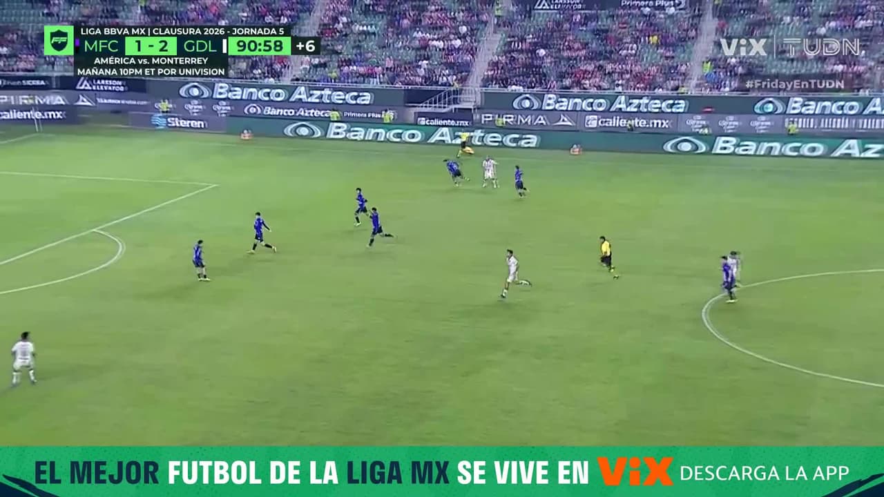 ¡ROMO NO PUEDE MÁS! El capitán de Chivas está roto pero no puede salir de cambio ante la falta de sustituciones