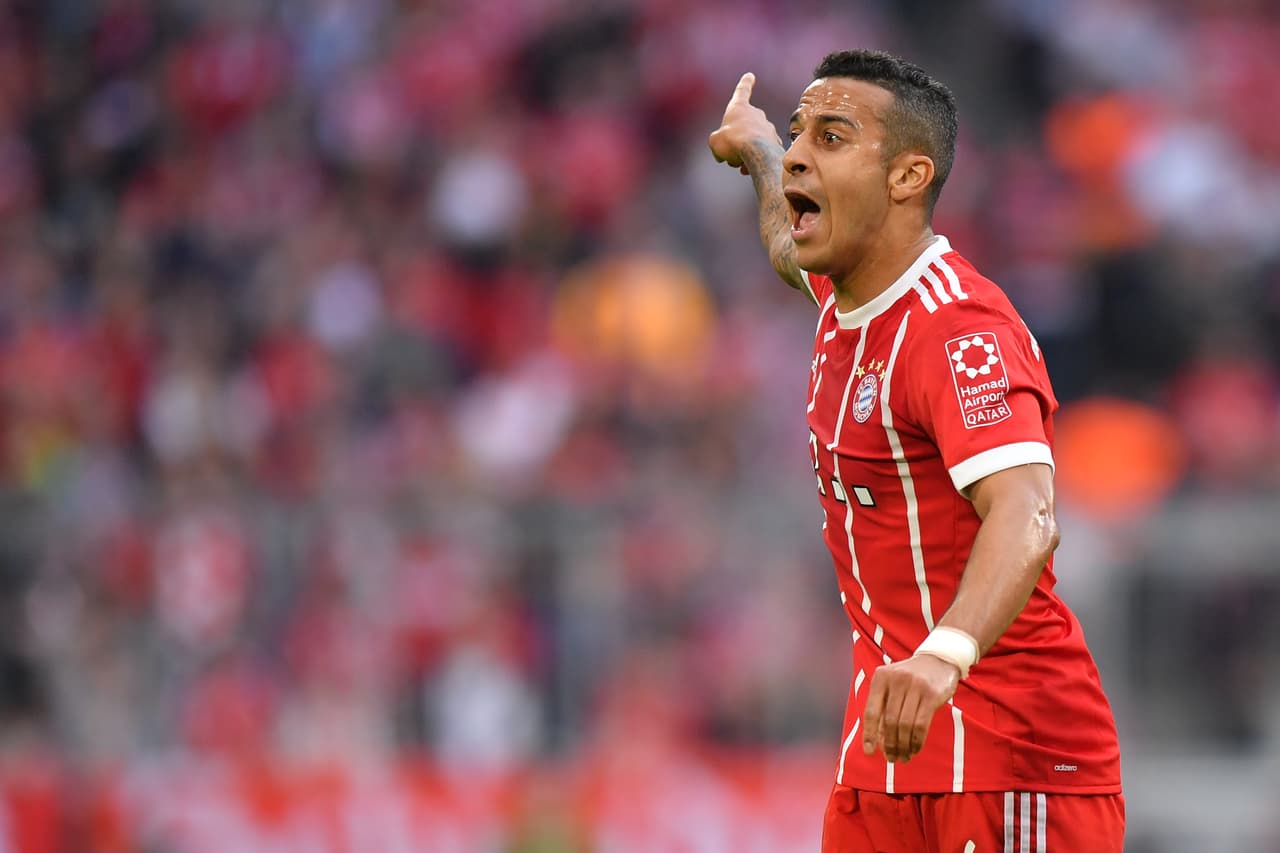 El mediocampista Thiago Alcántara es otro de los jugadores que estaría en lista de Guardiola para gastar el presupuesto que los jeques le han dado para la próxima temporada en el Manchester City.