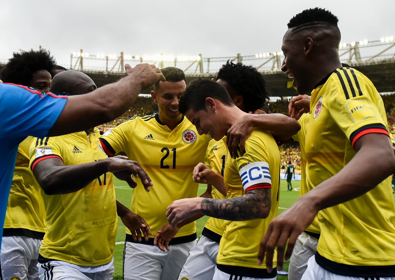 5. Colombia - 1,348 puntos - Los 'cafeteros' ascendieron dos posiciones luego de sus triunfos contra Bolivia y Ecuador en la eliminatoria que los tiene en el segundo lugar en Conmebol, cerca de la clasificación a Rusia 2018.