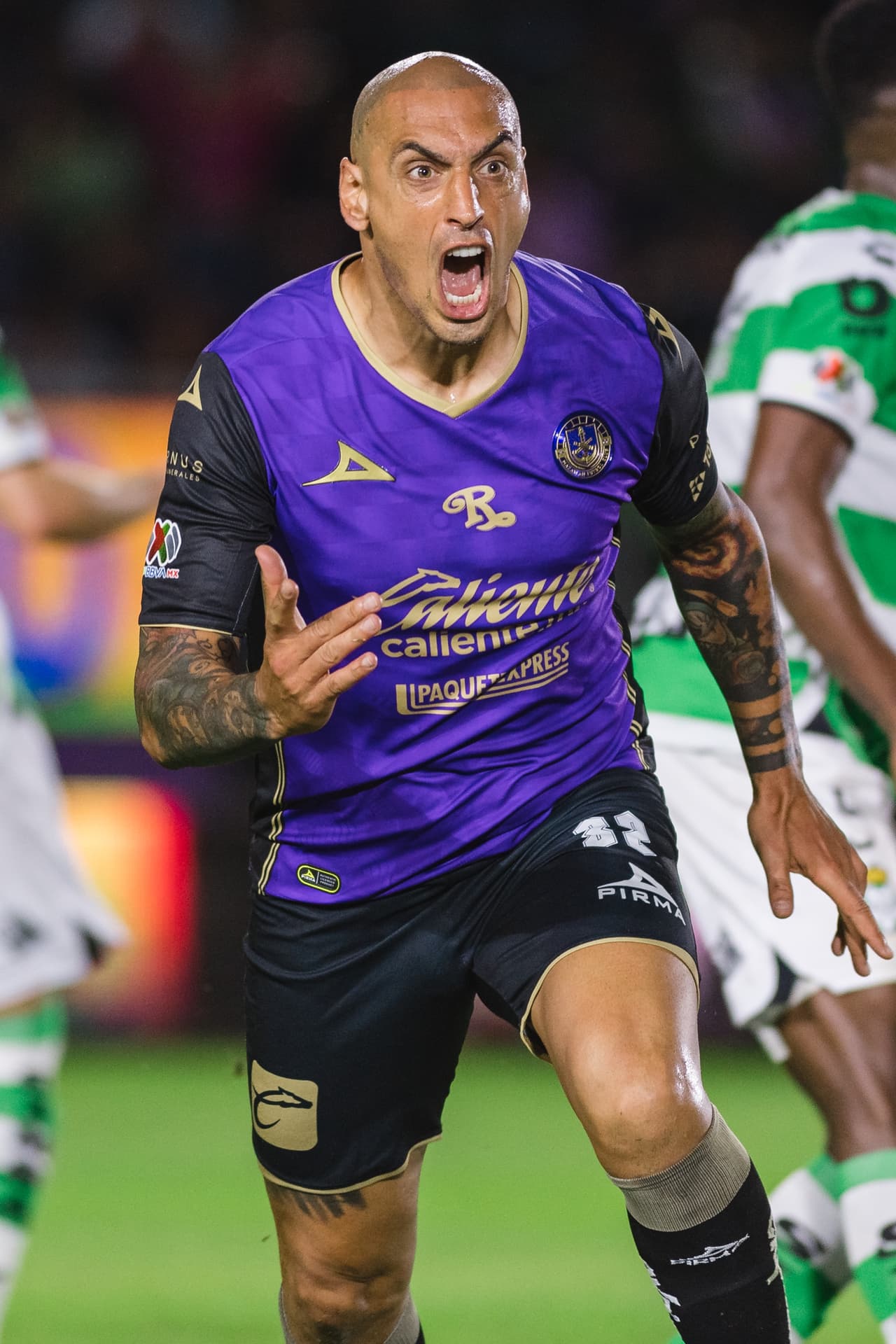 Con un gol tardío de cabeza autoría de Harold Preciado, Santos Laguna doblegó a Mazatlán en el inicio de la Jornada 3 del Clausura 2023. Santos abrió el marcador al 36’ vía Juan Brunetta, pero Ariel Nahuelpán empataría en el segundo tiempo. Sin embargo, Harold Preciado marcó el tanto definitivo a 10 minutos del final.