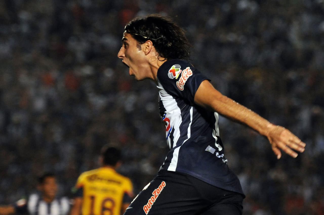 El delantero podría volver a Monterrey luego de su gris pasado con Chivas
