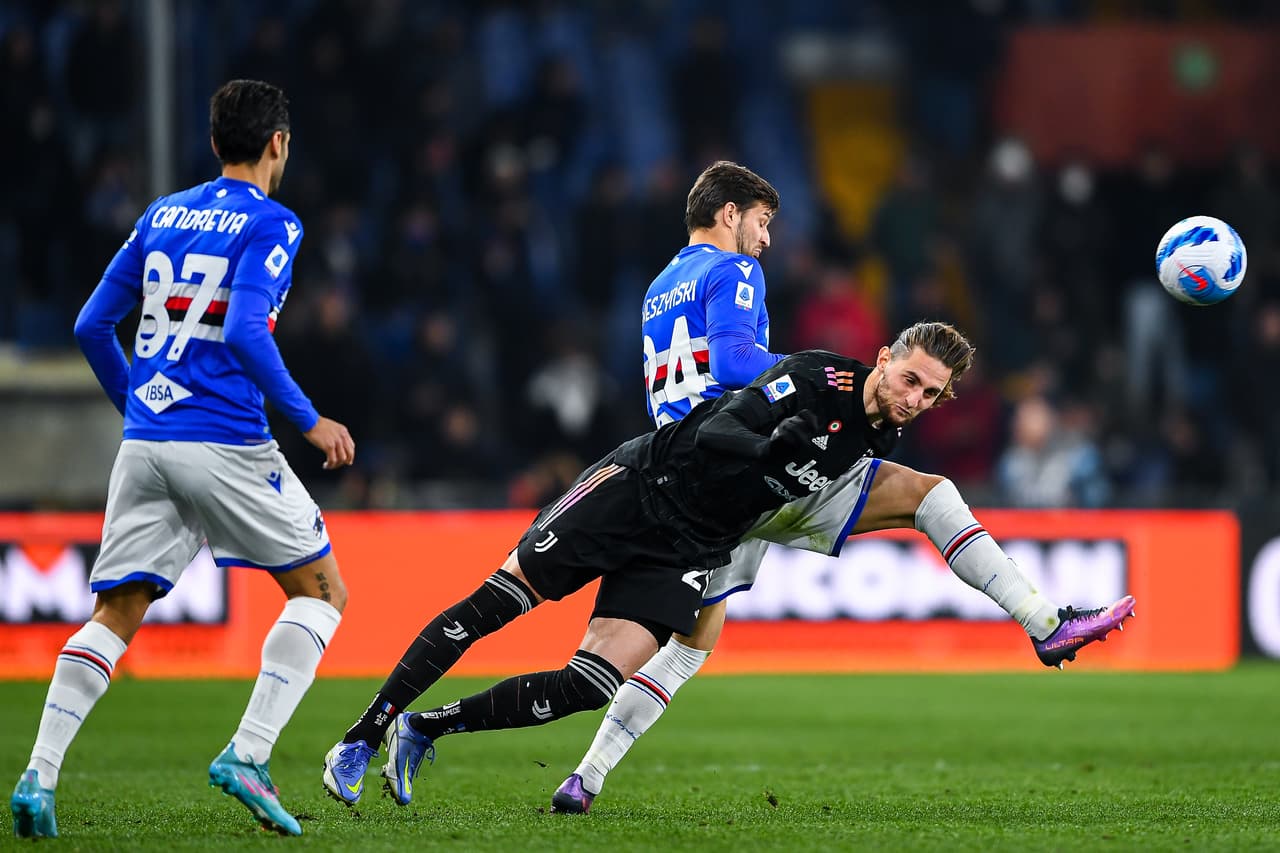 Álvaro Morata marcó un doblete en la victoria por 3-1 de la Juventus sobre la Sampdoria, que mete presión a los punteros de la Serie A.