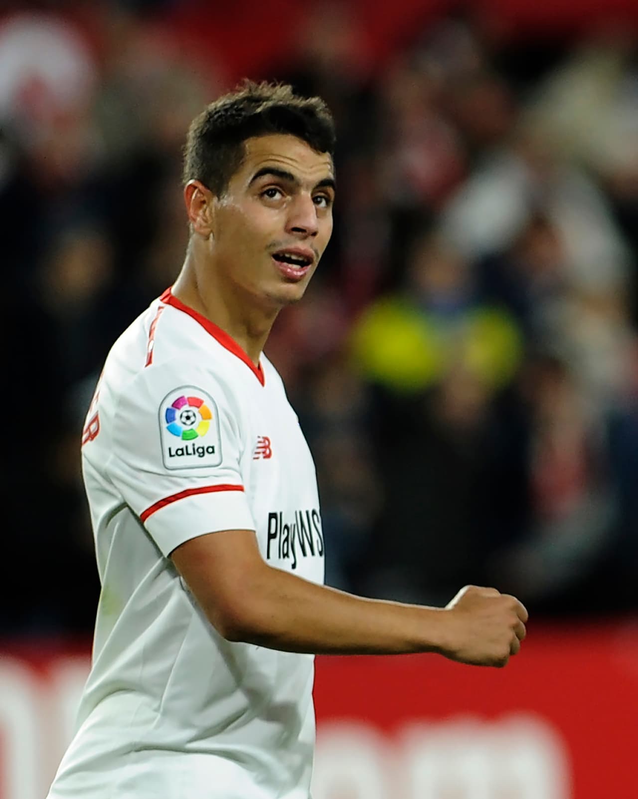 El delantero francés Wissam Ben Yedder parece que ha sido relegado al banco del Sevilla con la llegada de Vincenzo Montella. Borussia Dortmund, con la casi asegurada salida de Pierre-Emerick Aubameyang, pensaría en él.