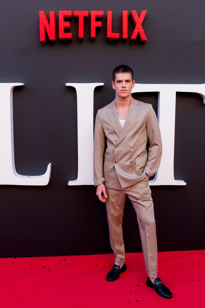 Recientemente Netflix confirmó la quinta temporada de la aclamada serie española.
<br>