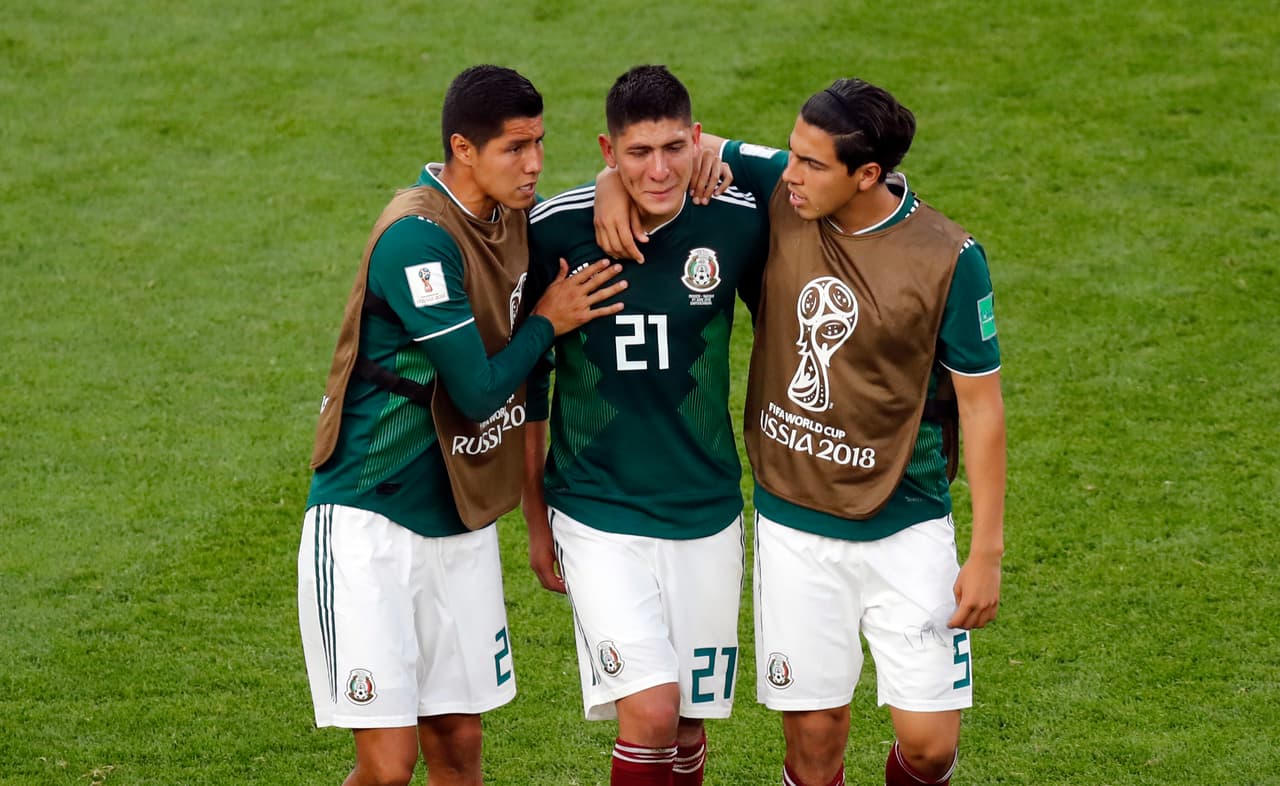 En medio de las lágrimas, el consuelo de Álvarez fue la clasificación de México a los octavos de final gracias a Corea del Sur.