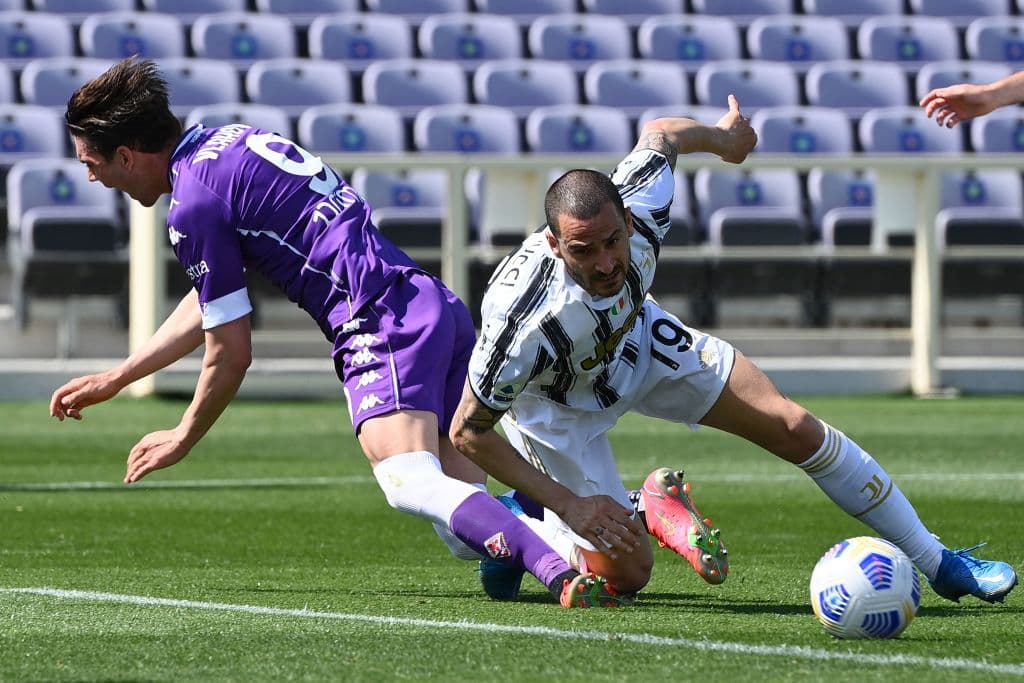 Juventus empata 1-1 con la Fiorentina en la Jornada 33 de la Serie A. Dusan Vlahovic, de penal, puso arriba a los locales, pero al minuto 46, Alvaro Morata se encargó de empatar el partido y llevarse un punto a casa, poniendo en peligro su participación en la Champions League.