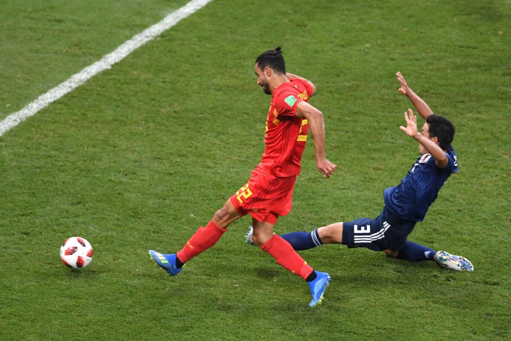 A los 90+4, ya en tiempo de reposición, un contragolpe mortal culminado por Nacer Chadli, mató las aspiraciones de los japoneses, al definir una carrera que ganaban por ventaja numérica,