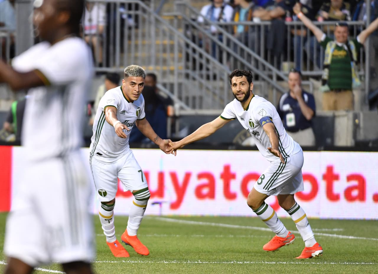 Brian Fernández esta encendido, y como de ‘rayo’ se puso las pilas con Portland Timbers. Le anotó un doblete a Philadelphia Union en la victoria de 3-1, e incluyo una dedicatoria para el Necaxa.
