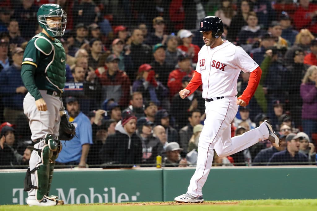 Y fue en los spikes de J.D. Martínez que Boston anotó su quinta carrera del encuentro.