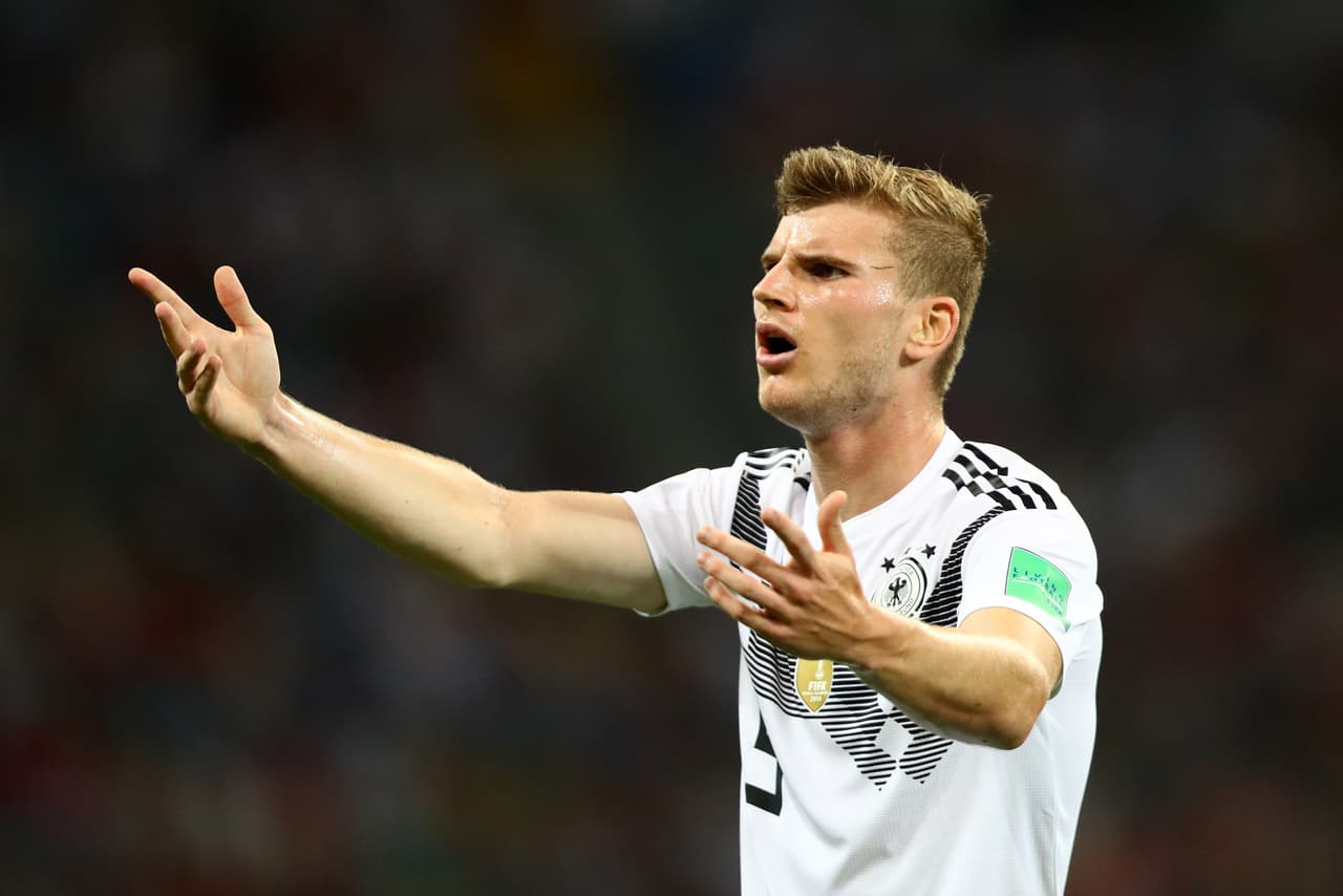 Timo Werner: Falló más de una ocasión clara de gol, haciendo sufrir más de la cuenta a Alemania, por suerte su equipo se llevó la victoria sobre el final del juego contra Suecia.