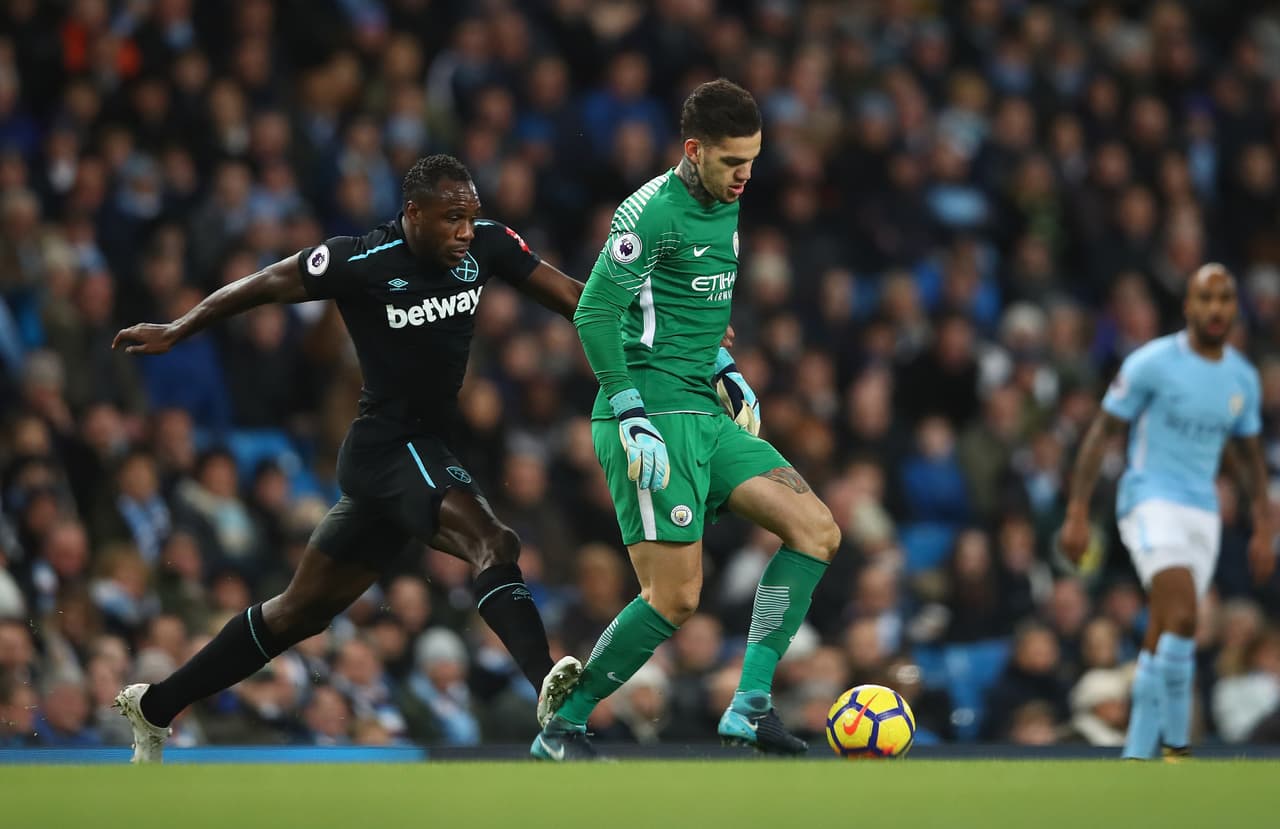 Los delanteros del West Ham presionaron arriba cada vez que tuvieron oportunidad, pero sin dejar espacios atrás.