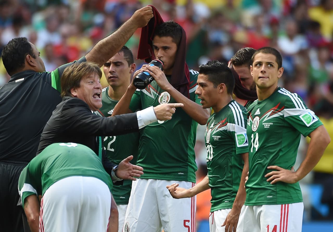 Ya en la Copa del Mundo de Brasil, Miguel Herrera comenzó a tomar protagonismo por sus declaraciones y mejor por los resultados que se estaban dando en la fase de grupos ya que el conjunto mexicano comenzó a jugar de buena manera que logró que el Tri avanzara a la siguiente fase.