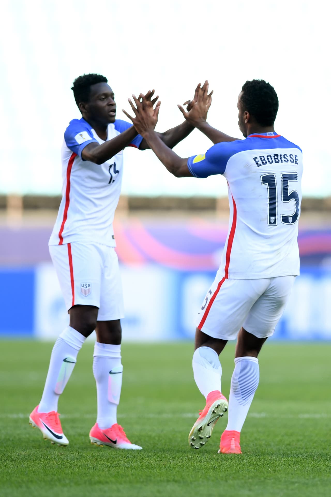 Sin embargo, había algo más guardado y era el descuento de los norteamericanos por intermedio de Jeremy Ebobisse al minuto 117.