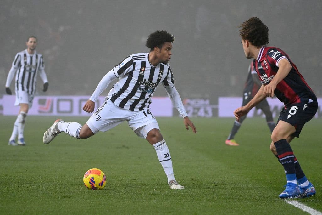 La Roma visitó al poderoso Atalanta, mostró su futbol y los golearon 1-4, mientras que la Juventus salió victoriosa 0-2 en su visita al Bologna.