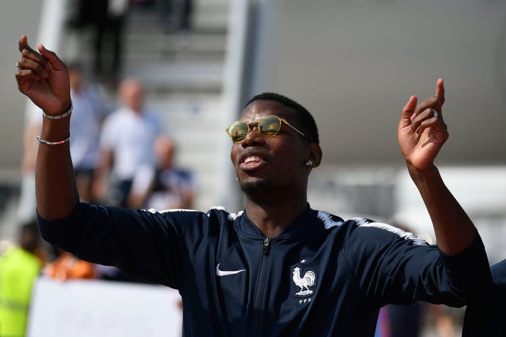 El diario italiano Corriere dello Sport afirma que Juventus tiene en la mira tres opciones para reforzarse: Paul Pogba, Sergej Milinkovic-Savic y Adrien Rabiot. Aunque para eso debe vender a Pjanic.