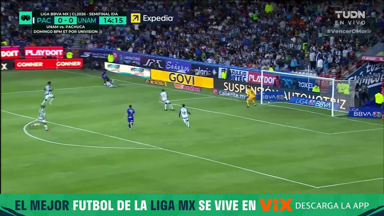 ¿Era penal? Mano en el área de Pachuca pero el árbitro dice juegue