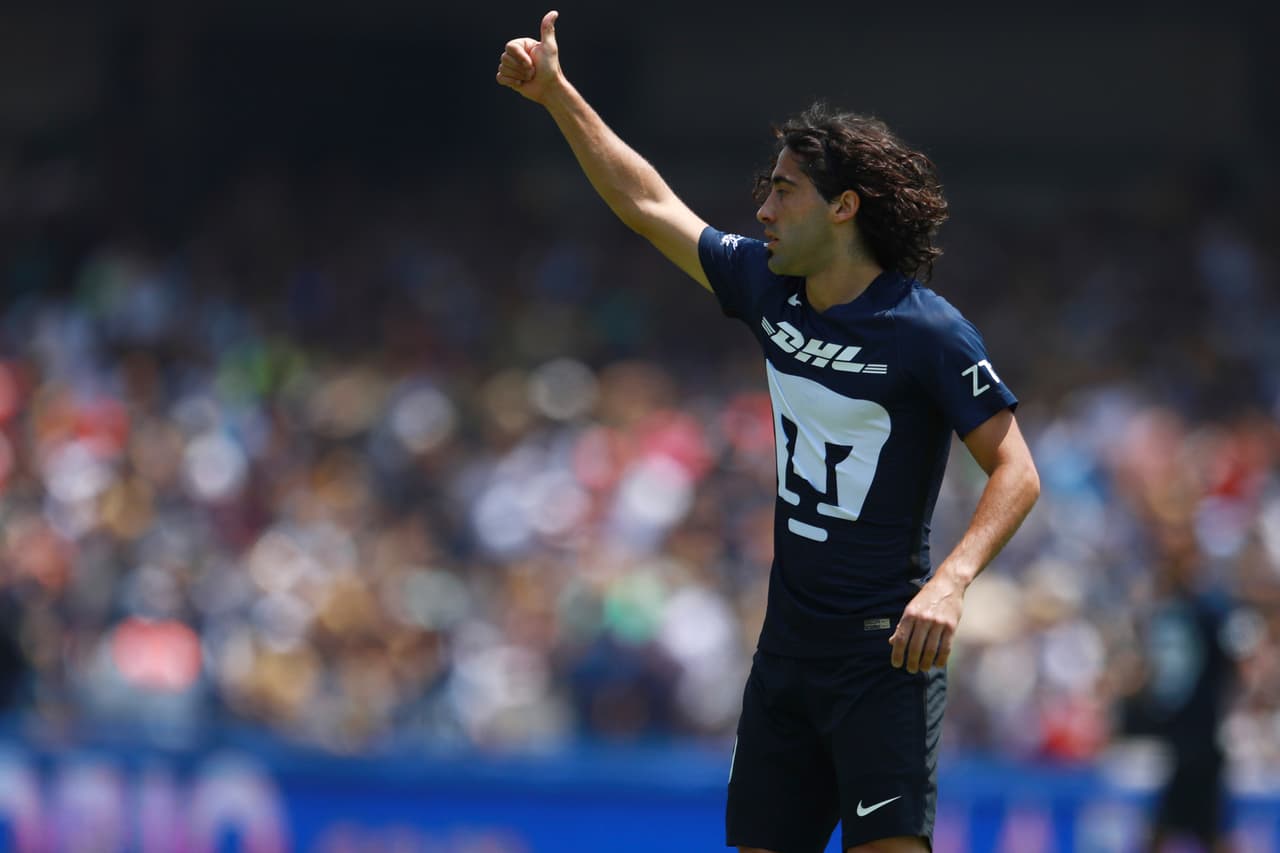 Luego de no entrar en planes de 'Paco' Palencia, el charrúa Matías Britos aceptó una lucrativa oferta del fútbol árabe. Su club es el Al-Hilal.