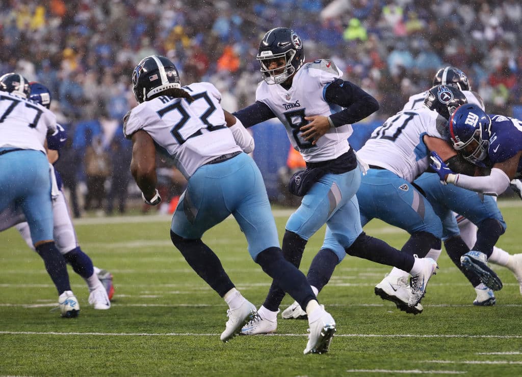 <b>Tennessee Titans (8-6)</b>. Su gran rival en la puja son los Ravens, con quienes están empatados en récord pero peor marca en la AFC. Es obligatorio que ganen sus dos partidos finales y esperar.