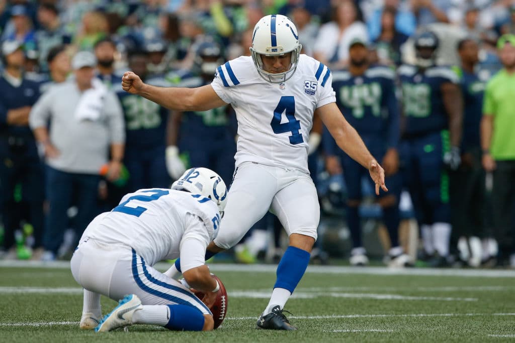 A los 45 años de edad está listo para iniciar una campaña de la NFL más en su cuenta, con su equipo los Indianapolis Colts. Suma hasta ahora cuatro anillos de Super Bowl.