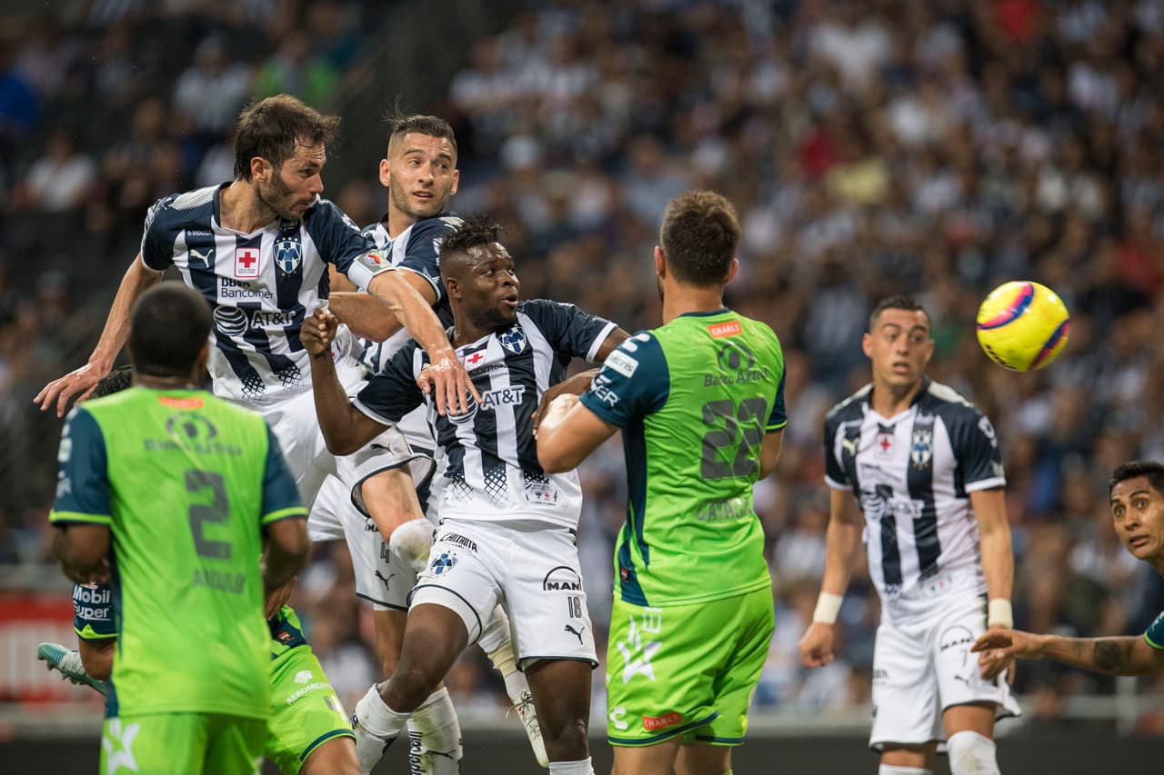 Monterrey intentó por conducto de Avilés Hurtado y compañía, pero la contundencia habitual del equipo estuvo desaparecida por hoy,