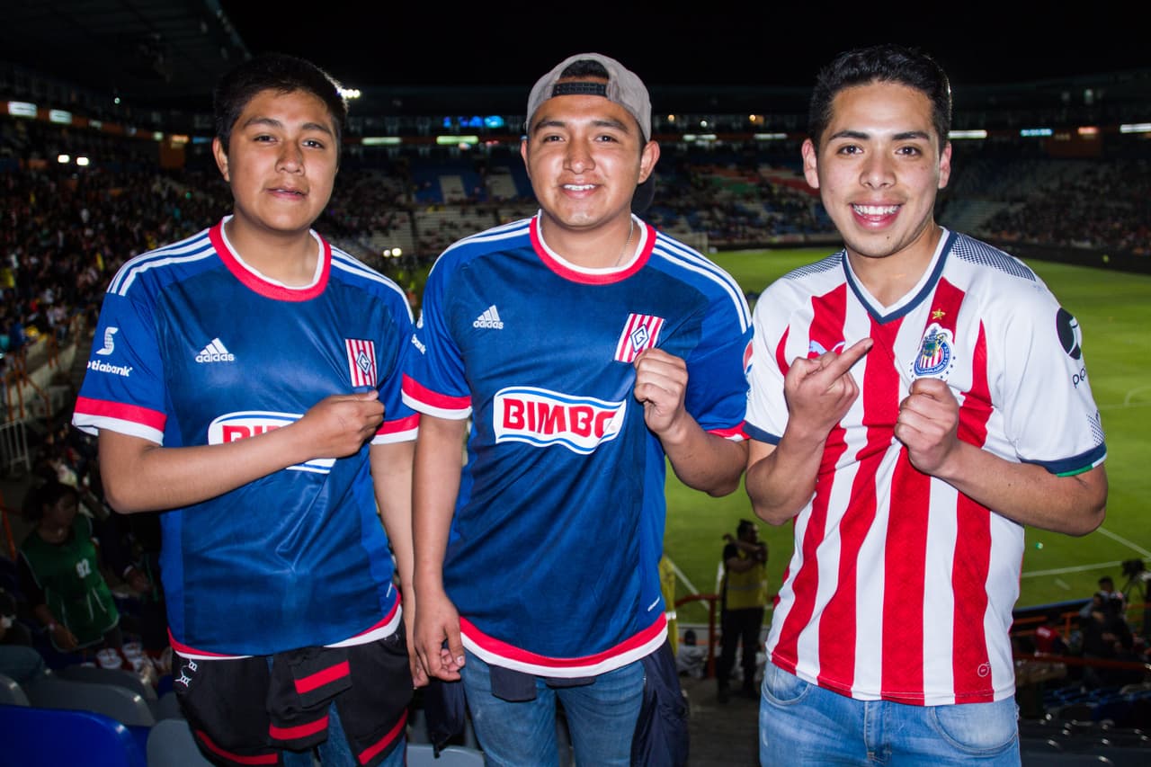 Los fanáticos de Chivas listos para el juego contra Pachuca por el 
<a href="https://www.univision.com/deportes/futbol/liga-mx/*">Clausura 2019</a>.
