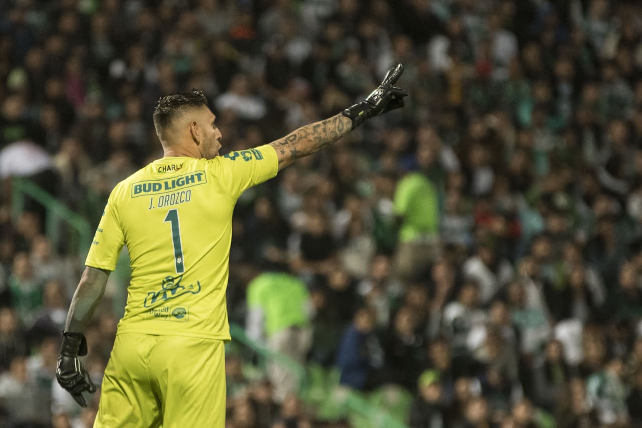 El guardameta del conjunto local, Jonathan Orozco, nuevamente tuvo una gran actuación y fue determinante para mantener con aspiraciones a su equipo.