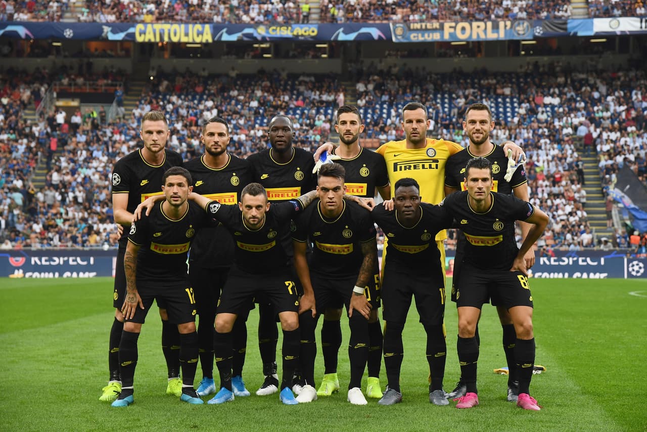 El año pasado el Inter, dirigido por Luciano Spalletti, fracasó en fase de grupos y tras quedar en tercer lugar terminó jugando la Europa League, donde fue eliminado en octavos de final por el Eintracht Frankfurt.