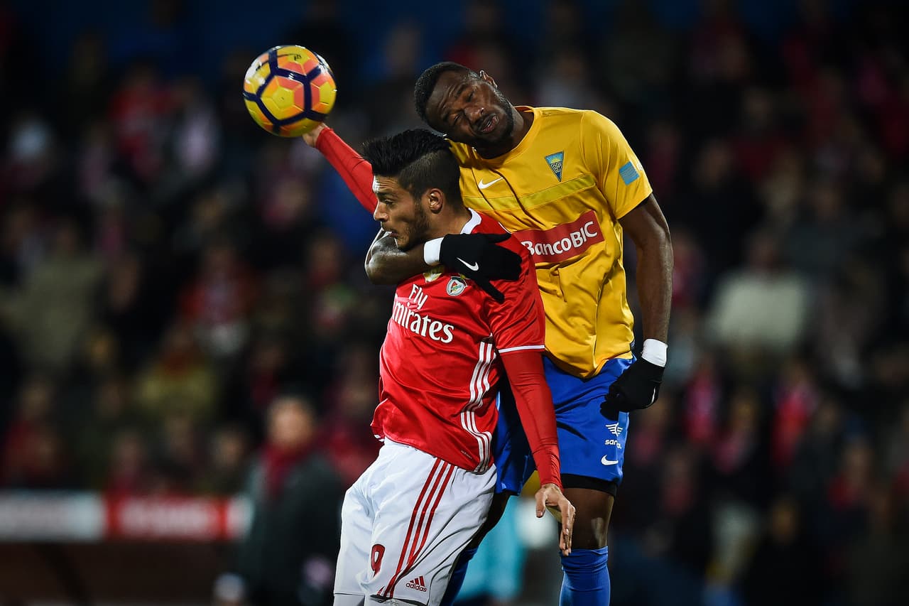 Jiménez suma en esta Liga 11 partidos (4 de titular) con el Benfica y 5 anotaciones en esta edición de la liga portuguesa.